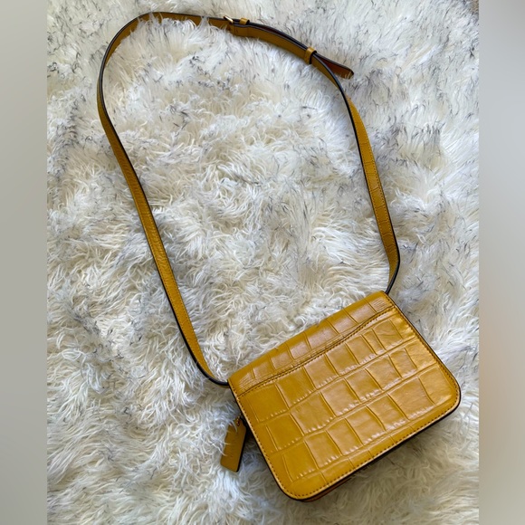 Coach Brynn Mini Crossbody Bag | LIKE NEW ✨ - Picture 9 of 11